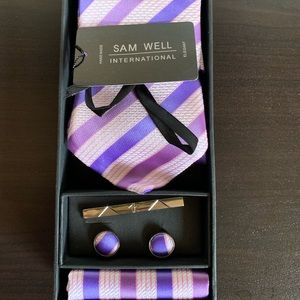 Tie set